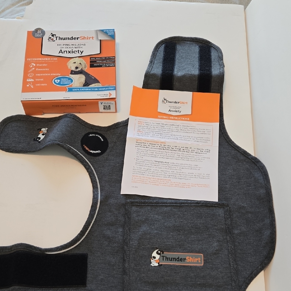 Thundershirt Heather Gray Calming Dog Wrap • Size S • Like New - Picture 5 of 7
